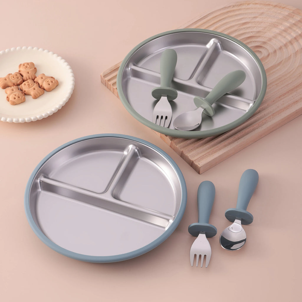 assiette bébé inox silicone compartimentée avec couverts cuillère et fourchette pour bébé 
