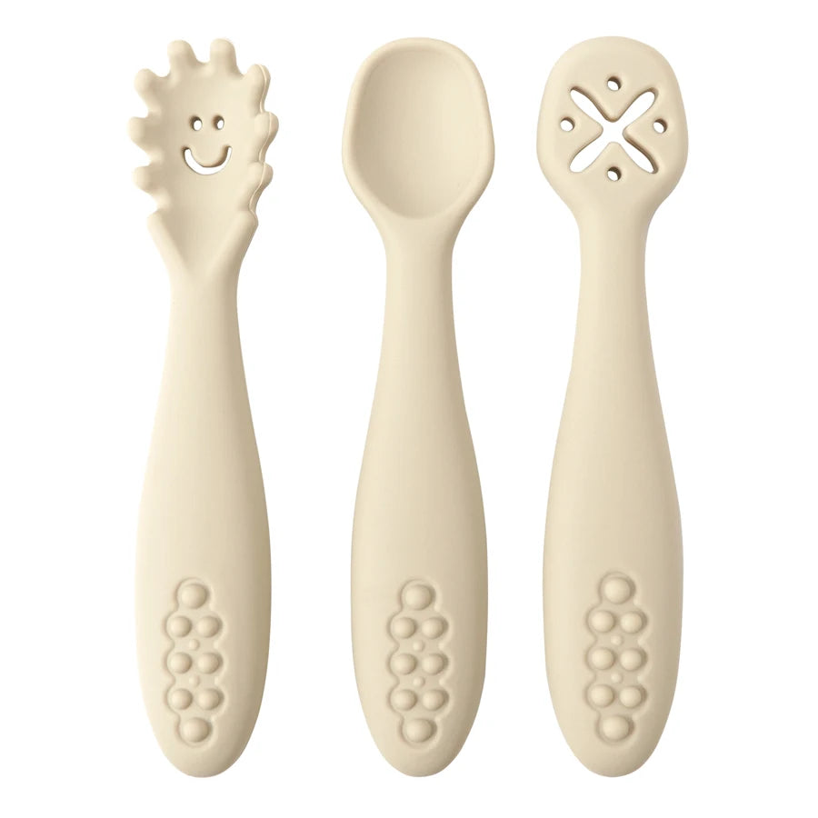 couverts bébé apprentissage silicone beige ergonomiques prise facile