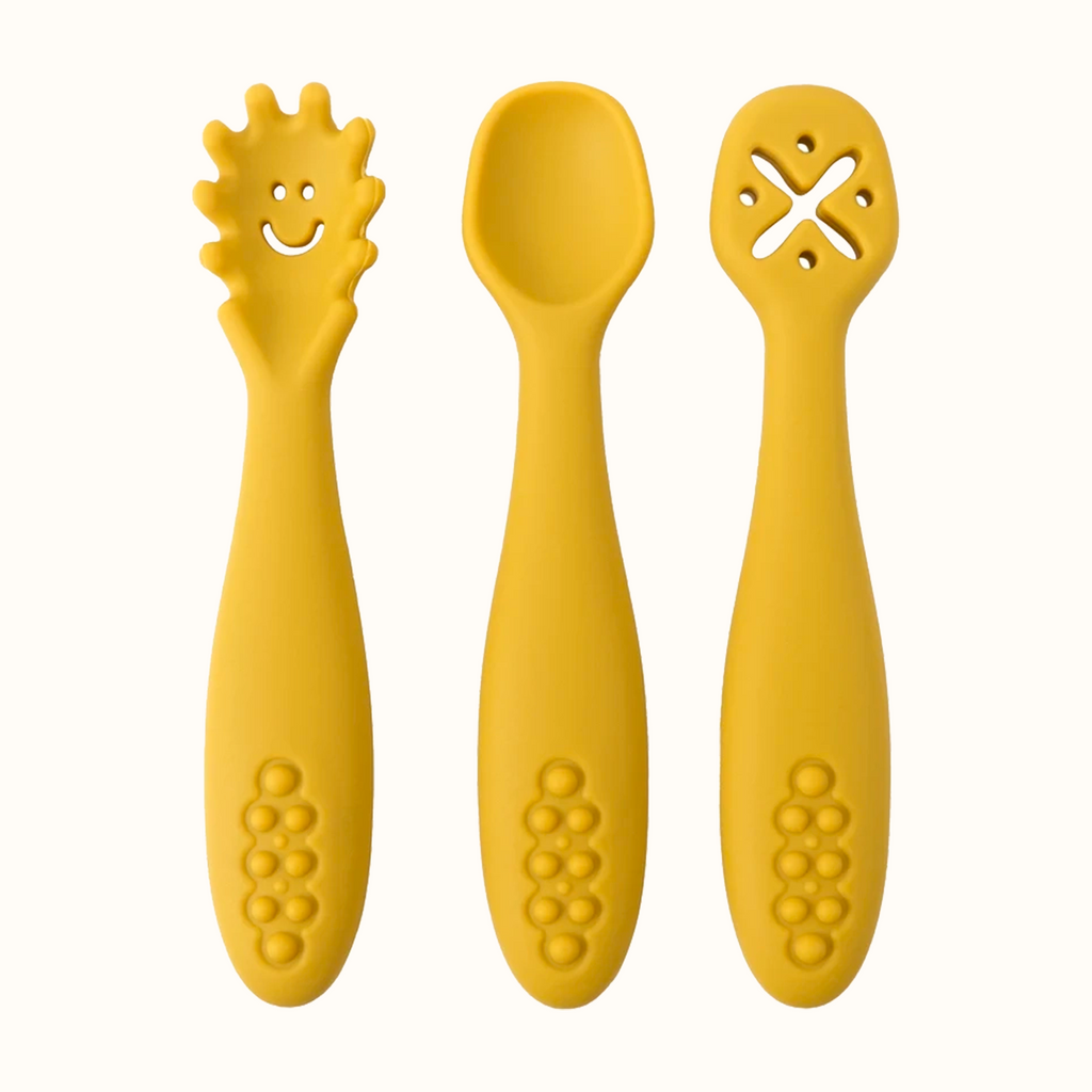 couverts bébé apprentissage silicone jaune ergonomiques prise facile