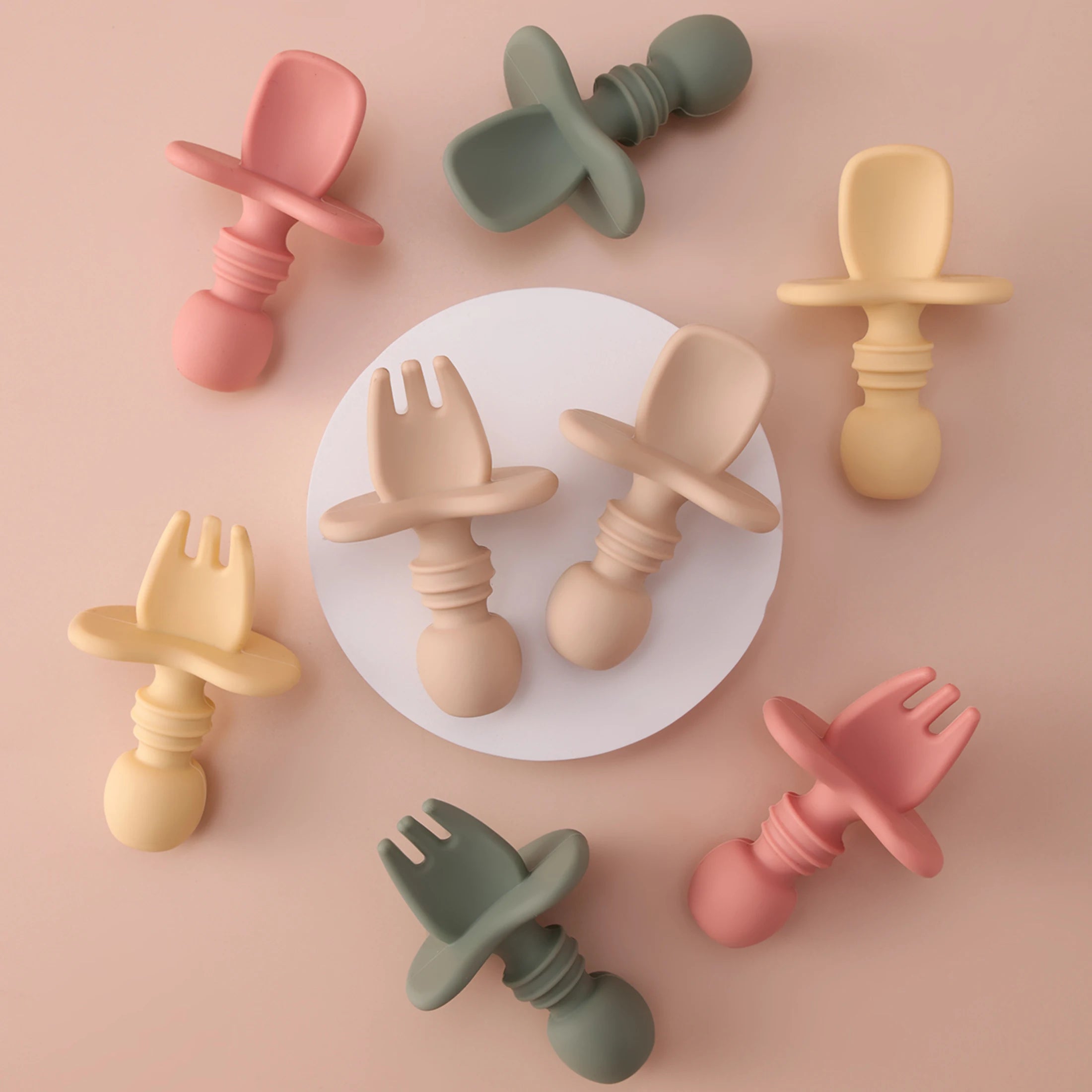 couverts bébé apprentissage silicone cuillère et fourchette ergonomiques