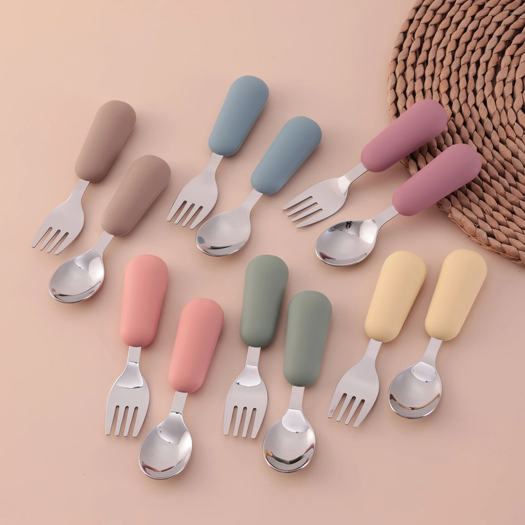 couverts bébé inox et silicone cuillère et fourchette apprentissage