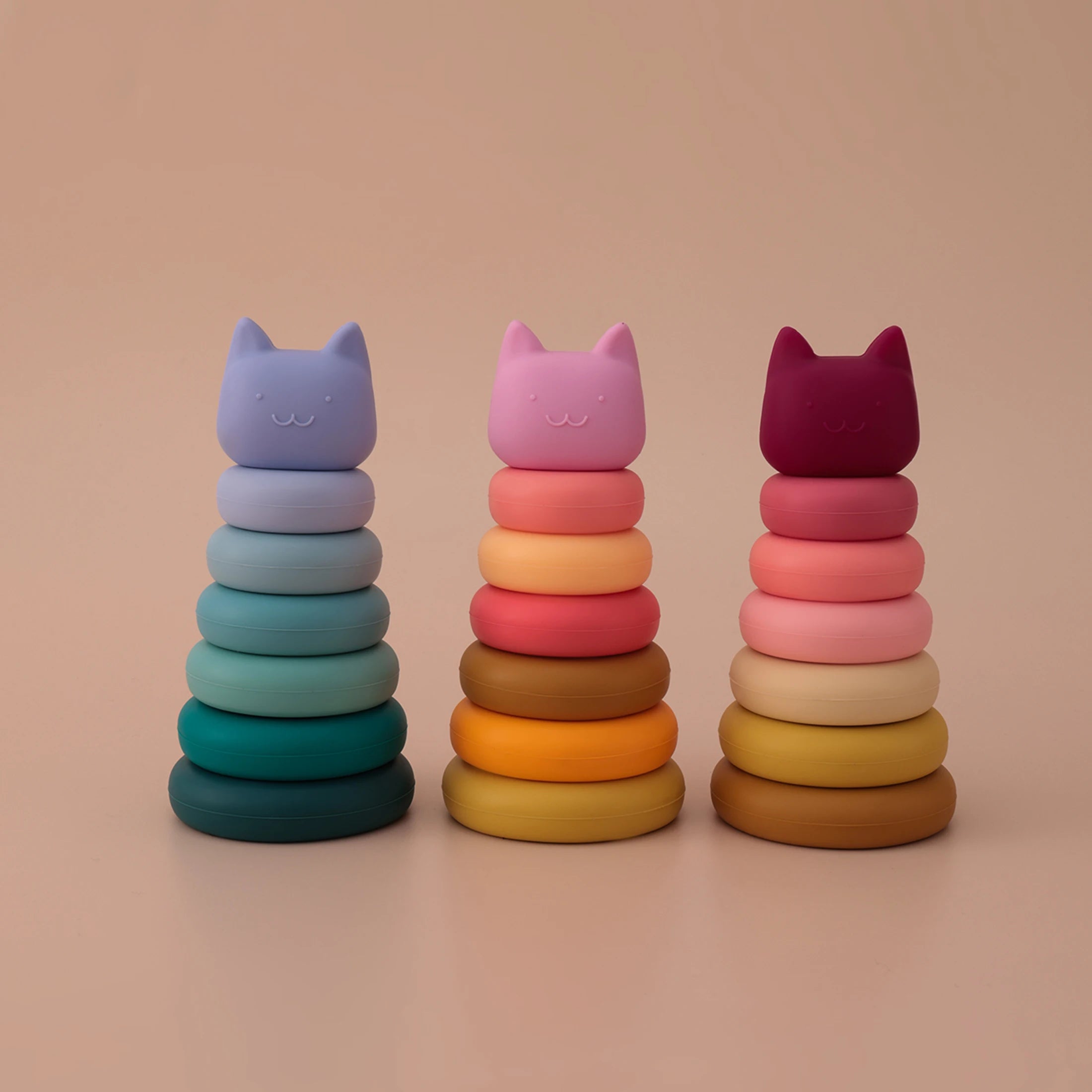 jouet tour bébé empilable en silicone avec anneaux colorés pour éveil et motricité