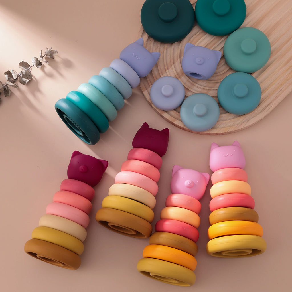 jouet bébé empilable en silicone avec anneaux colorés pour éveil et motricité