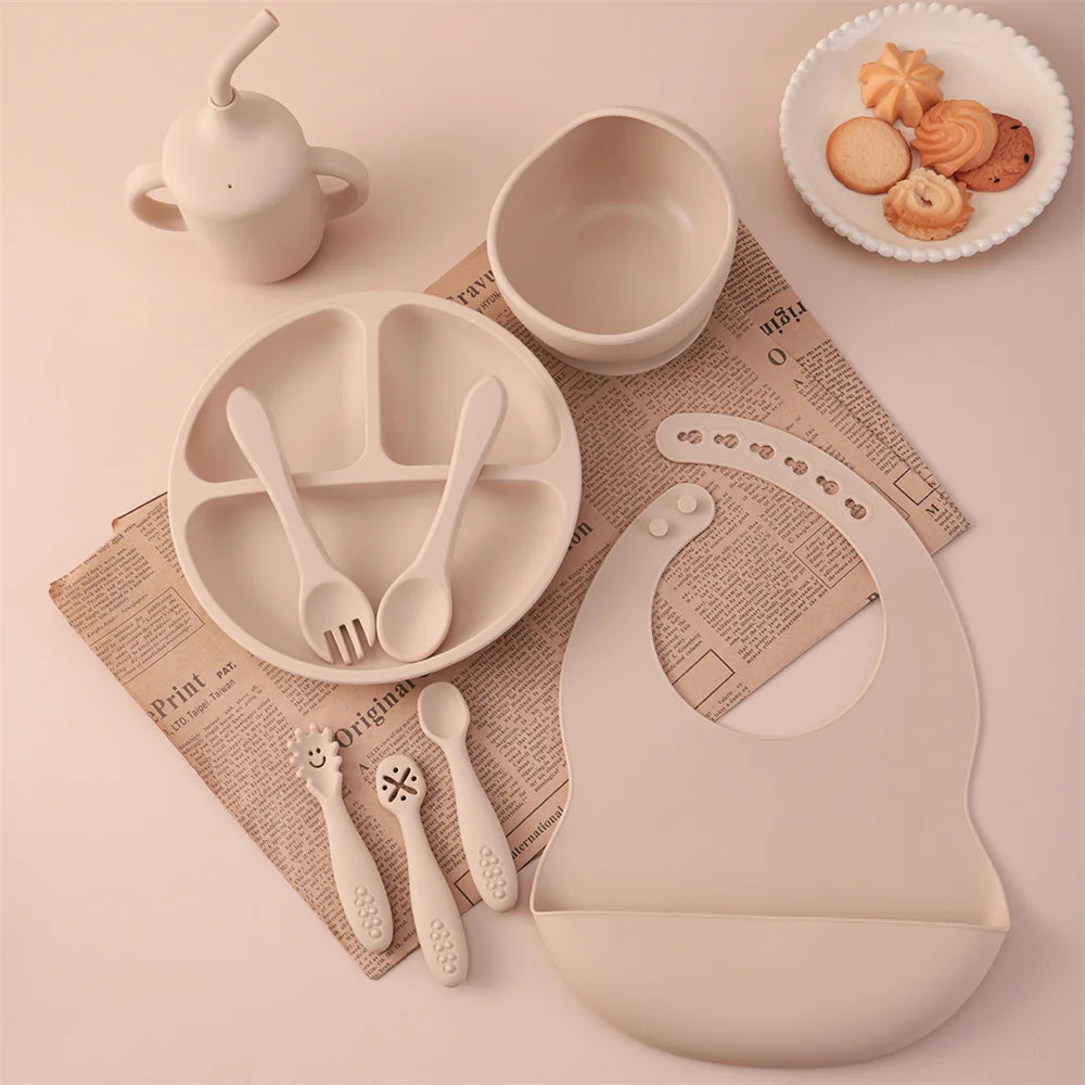 set repas bébé silicone 9 pièces kit assiette bol bavoir tasse couverts